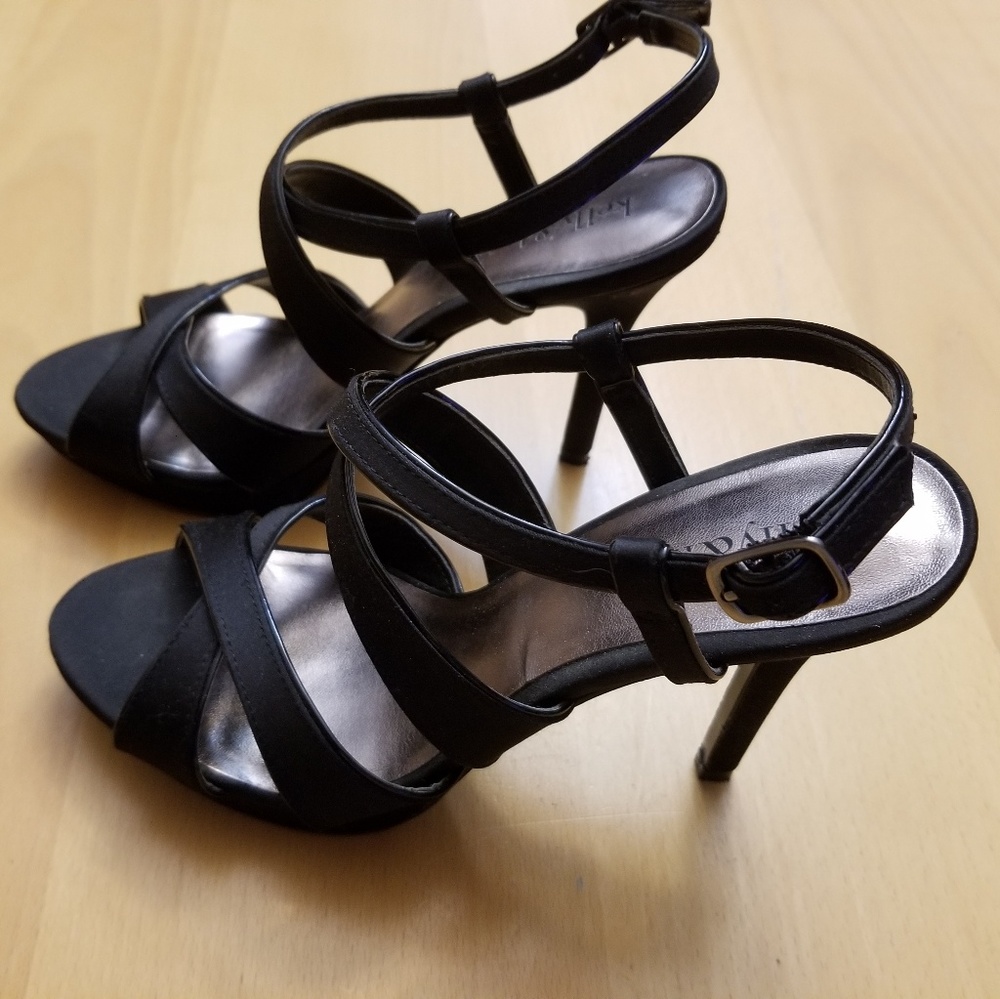 Kelly & Katie "Juliette" sandals